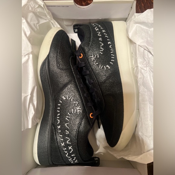 PRICE CUT!! New in Box! Nike Book 1 Halloween Black Men GLOW IN DARK FJ4249-003 - Picture 2 of 7